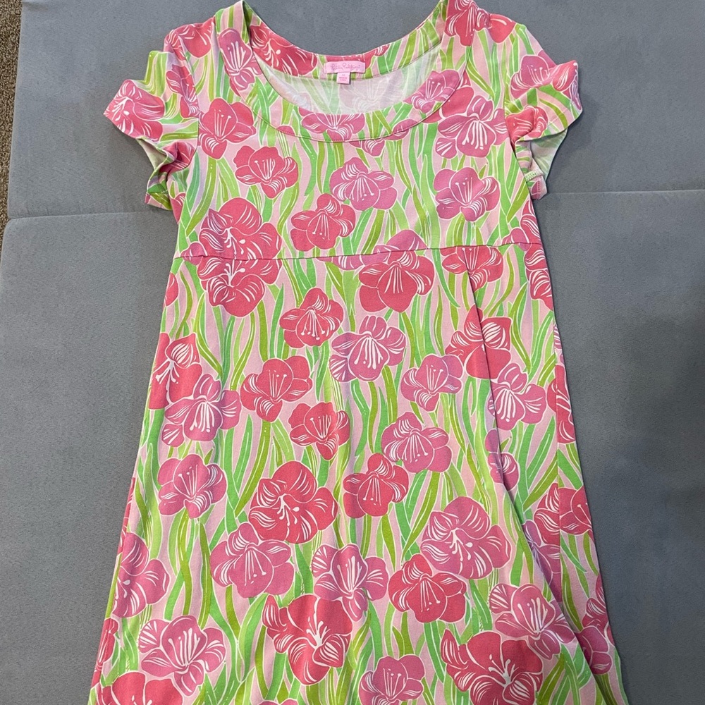 Lilly Pulitzer Dress. Women’s Medium! EUC